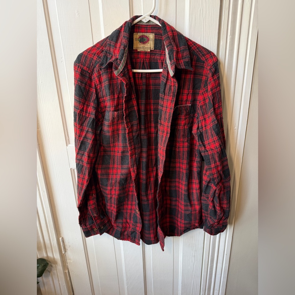 Boston Traders Vintage Luxury Red and Black Plaid Flannel Shirt Size S